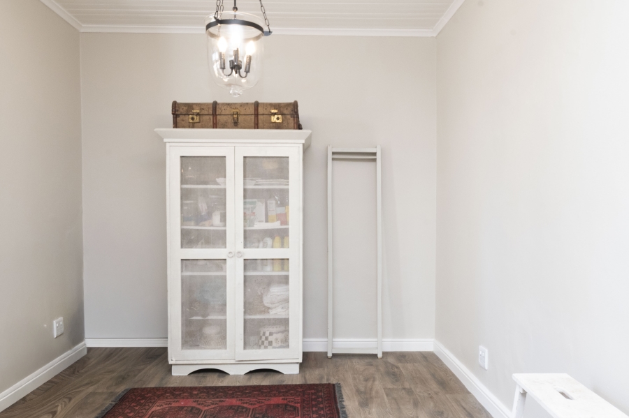 To Let 3 Bedroom Property for Rent in Sea Point Western Cape